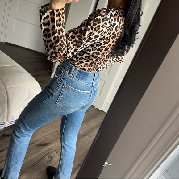 Leopard Print Bodysuit - Picture 4 of 4